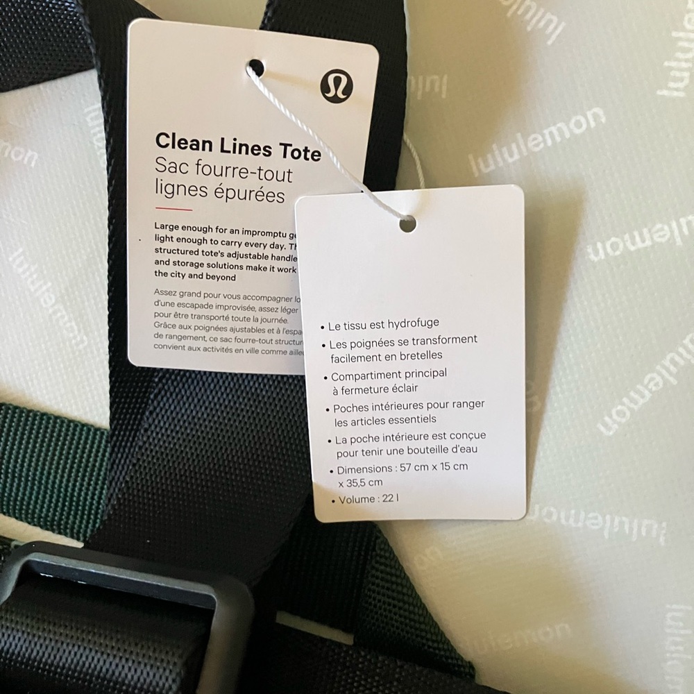 lululemon Clean Lines Tote Bag, 22 Liter, Black - Picture 5 of 5